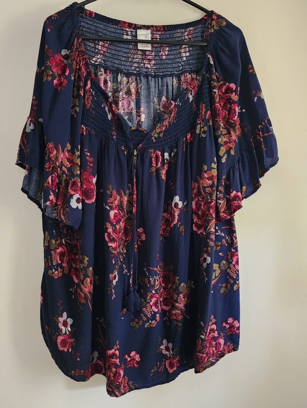 Terra & Sky Women's Navy Floral Peasant Top with Smocked Yoke 1X 16W-18W